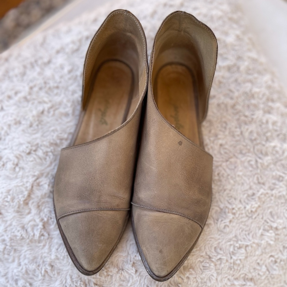 Size 37 Free People Royale Flat Grey